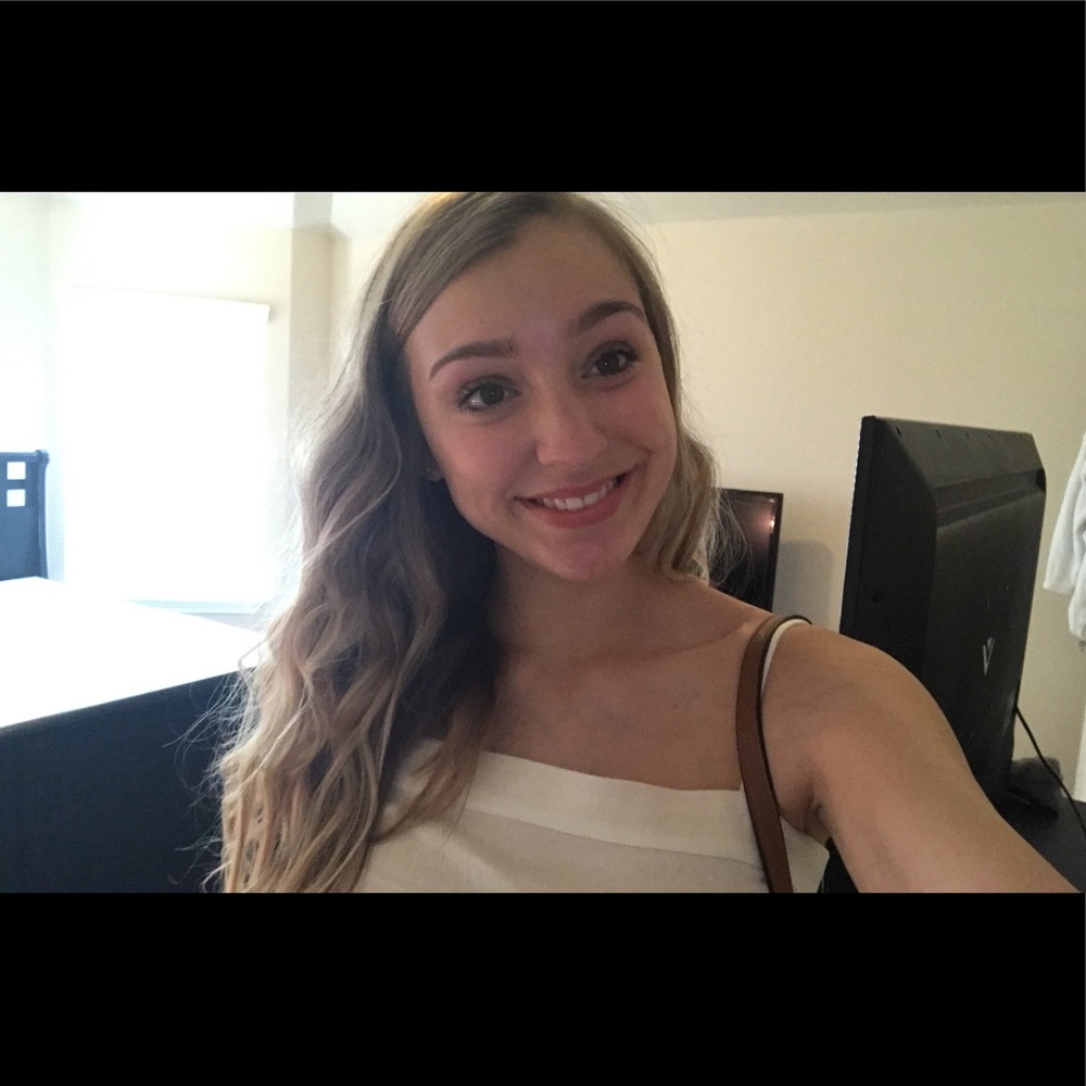 Meet your Posher, Addi